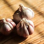 Warum erfahrene Gastgeberinnen Knoblauch verstecken: wenig bekannte Tricks, die Ihre kulinarischen Probleme lösen werden warum-erfahrene-gastgeberinnen-knoblauch-verstecken-wenig-bekannte-tricks-die-ihre.jpg