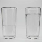 Was passiert, wenn man Wasser nur dann trinkt, wenn einem danach ist: Entlarvung des Mythos der acht Gläser was-passiert-wenn-man-wasser-nur-dann-trinkt-wenn-einem.jpg